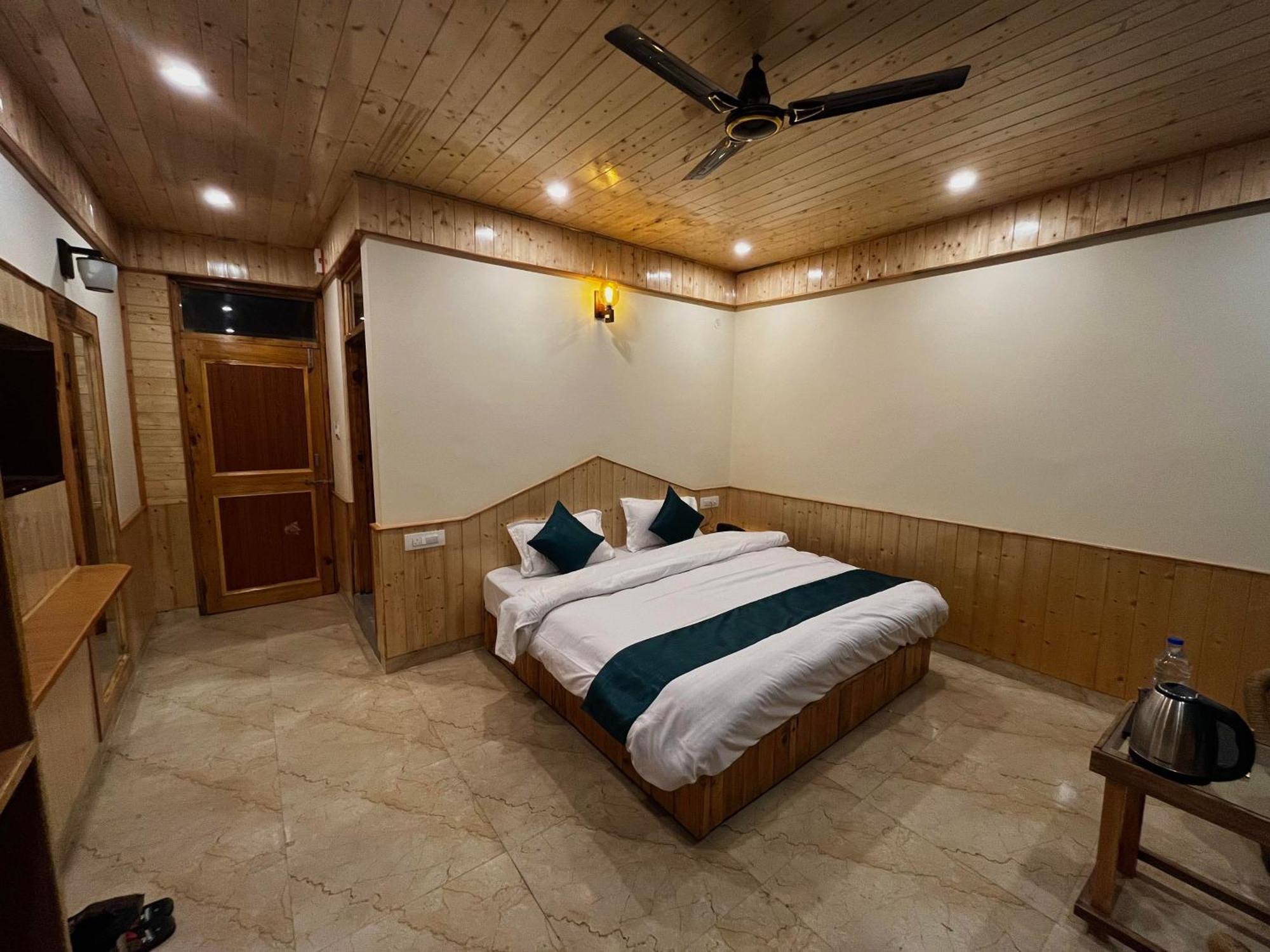 Hotel Mid Orchard Kasol L River Side -Pure Veg Hotel Exterior foto