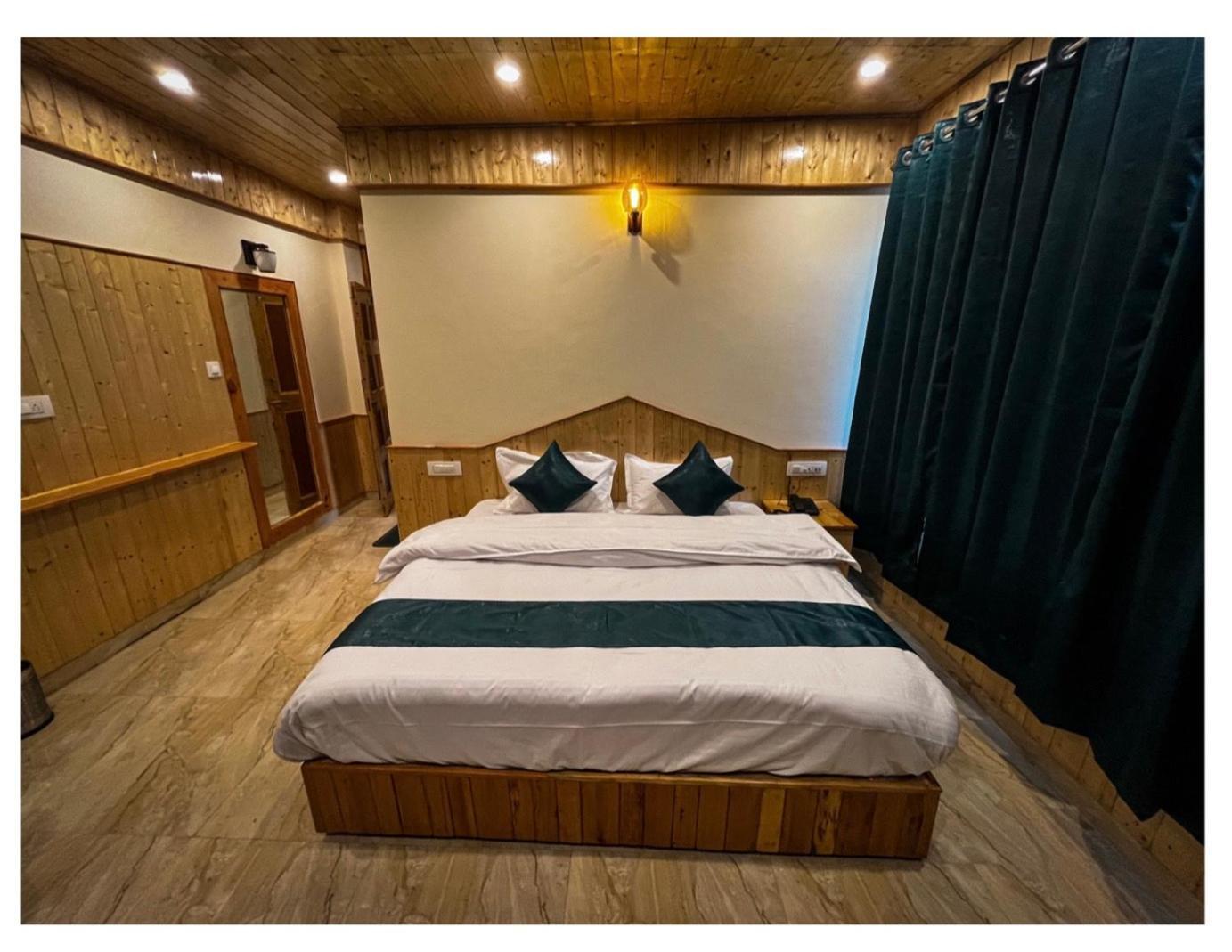 Hotel Mid Orchard Kasol L River Side -Pure Veg Hotel Exterior foto